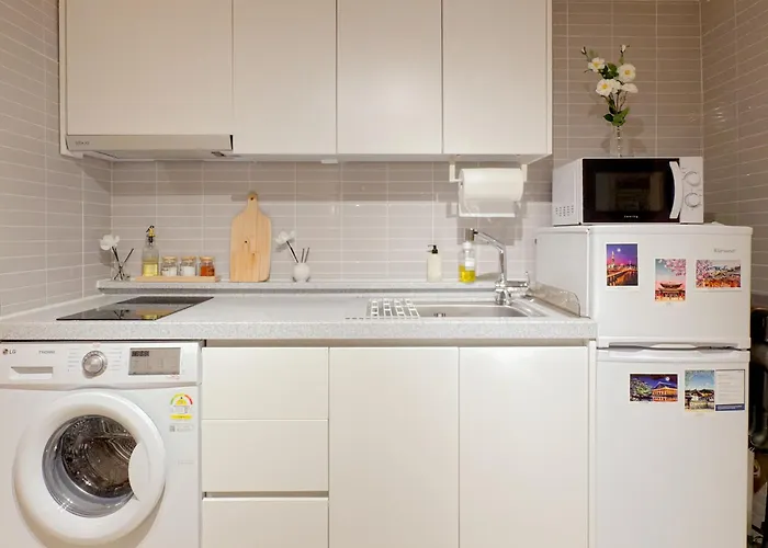 아파트 Sinchon Stn 4min, 3 Qeen Beds, Hongdae