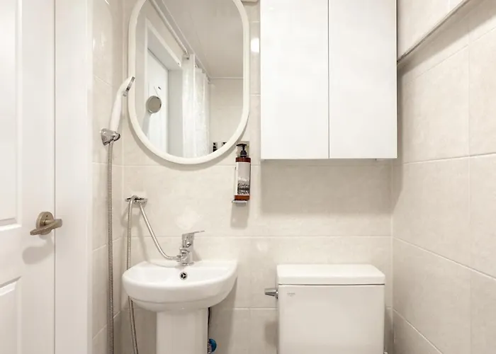 Sinchon Stn 4min, 3 Qeen Beds, Hongdae * 서울특별시